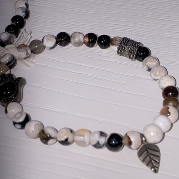 Hands + Eye + Agate Healing Bracelets Set Of 3 NWT - Picture 9 of 12